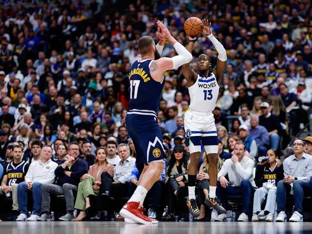Wolves' Injury Crisis Worsens with Dosunmu, Anderson Questionable For Game 6