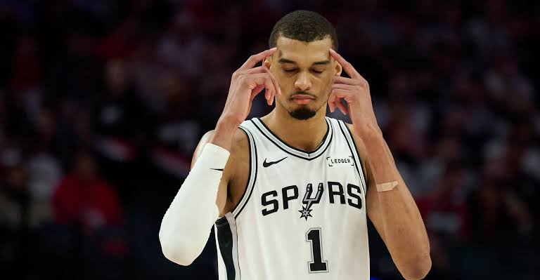 Trail Blazers Setting Wrong Records Against Spurs in NBA Playoffs