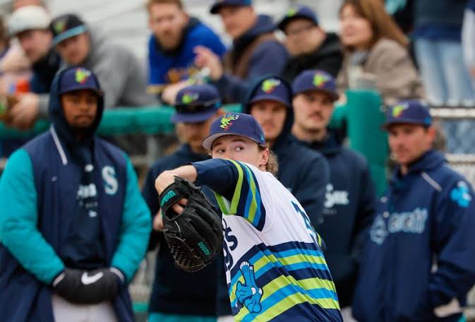 As Bryce Miller eyes return, M's rotation conundrum reaches tipping point
