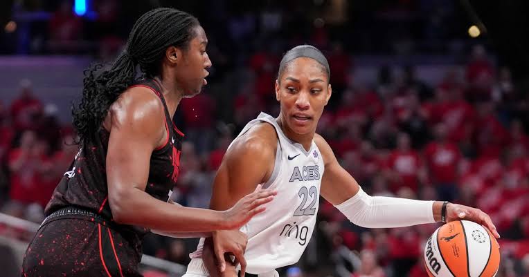 South Carolina women's basketball legend dominates WNBA general manager survey awards