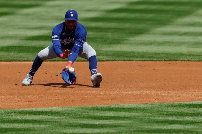 Dodgers Place Mookie Betts On Injured List With Oblique Strain