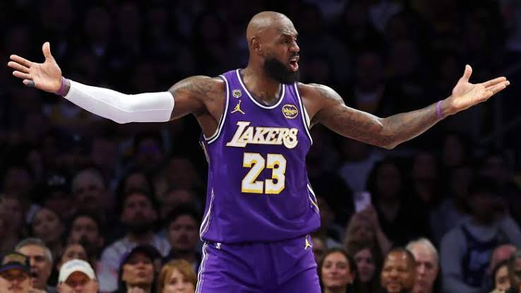 Lakers Hit With Bad News Ahead of Game 6 vs. Rockets