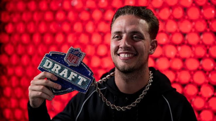 Cardinals not ready to say whether Carson Beck will compete for starting QB job