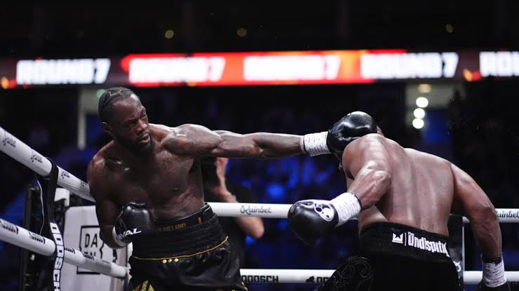 Derek Chisora vs. Deontay Wilder Live Results and Highlights