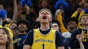 Michigan shooting woes has some fans on edge at halftime