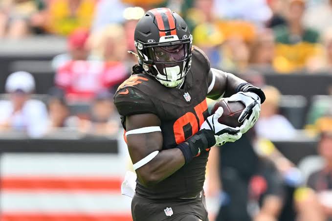 Tight end David Njoku agrees to deal with Chargers - The Athletic