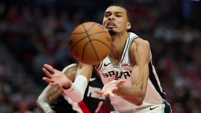 Victor Wembanyama huge in Spurs return but blasts concussion protocol