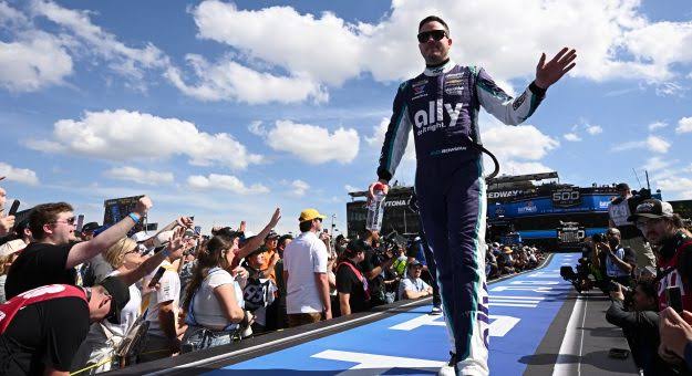 Alex Bowman describes vertigo bout, thought NASCAR career was over