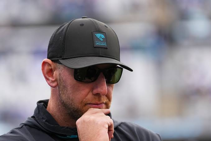 Liam Coen says he and the Jaguars’ staff are “a little less frantic” heading into Year 2