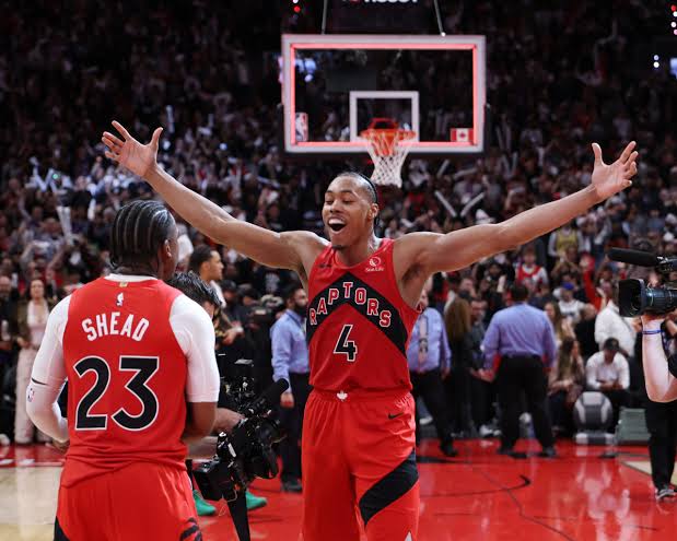 4 takeaways: Cavaliers stars struggle while Raptors thrive