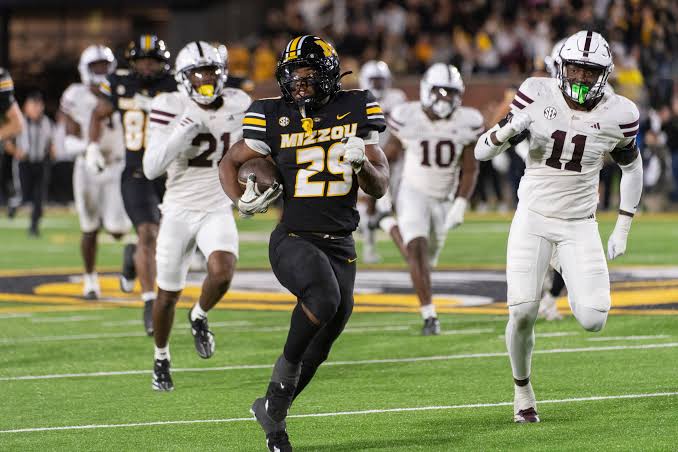Mizzou running back Ahmad Hardy injured in Mississippi shooting