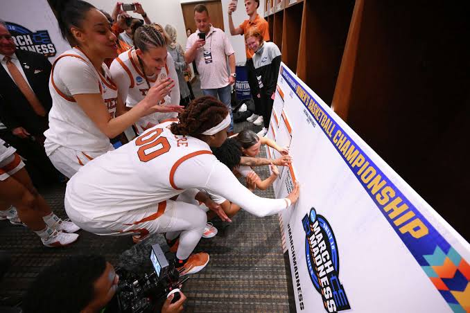 A sign of disrespect? Michigan not happy with Texas ahead of women's Elite Eight