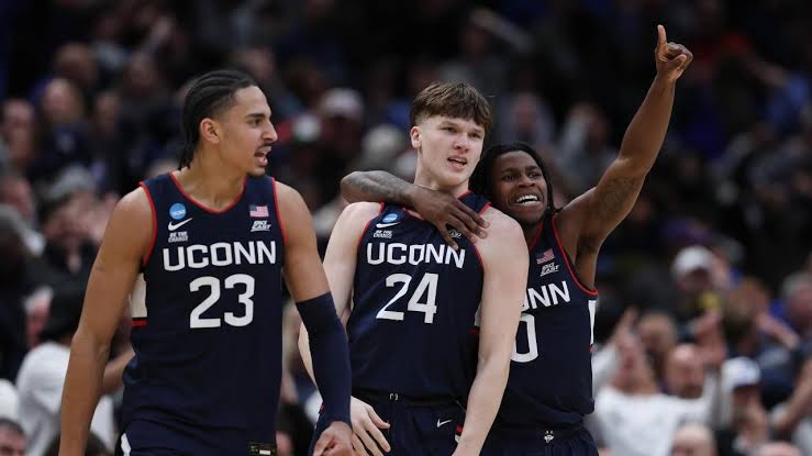 7 reasons why Braylon Mullins' shot will go down in March Madness history