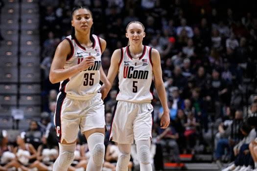 Paige Bueckers addresses her relationship with Azzi Fudd