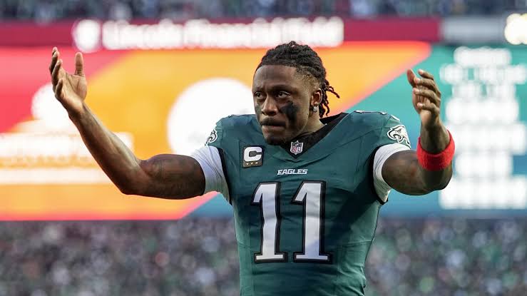 Eliot Wolf on keeping the door open for A.J. Brown: I’ll keep the door open to anything