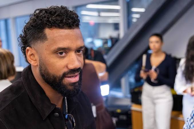 Exclusive | Russell Wilson tells The Post he’s mulling Jets contract offer as TV networks pursue QB