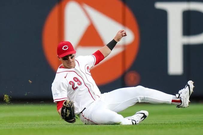 Reds Notes: Lodolo, Outfield, Friedl