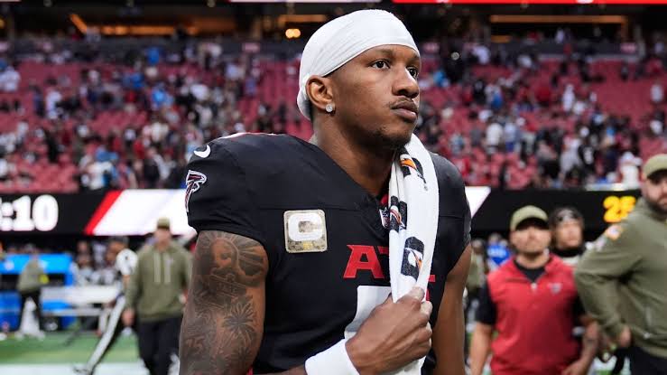 Penix back on field throwing in Falcons' offseason program