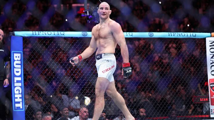 UFC 328 odds, lines, predictions, time: Khamzat Chimaev vs. Sean Strickland picks from elite MMA expert