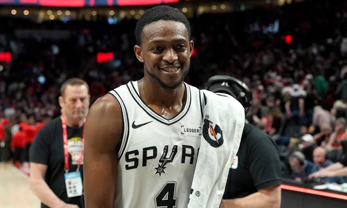 De’Aaron Fox Makes The Game Fun For The Spurs