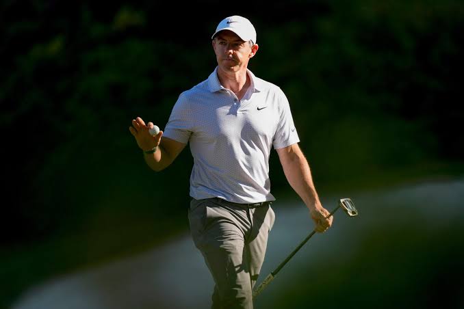 Rory McIlroy holds largest Masters lead ever through 36 holes after 9-birdie round
