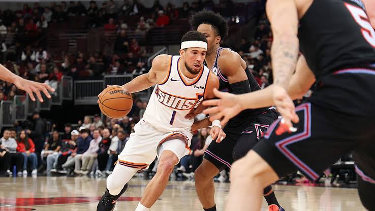 Suns’ ugly slog continues with narrow win over Bulls