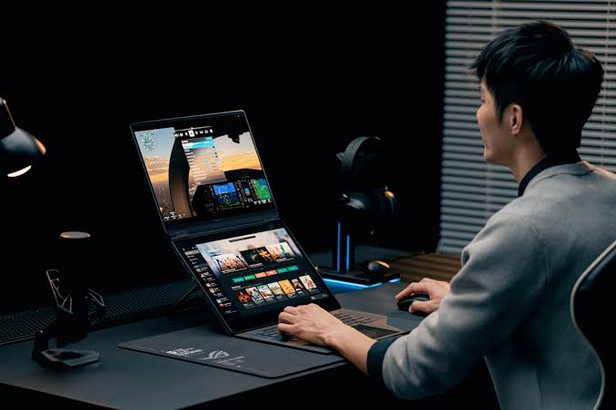 The world's first gaming laptop with two 16-inch displays, the ROG Zephyrus Duo, has gone on sale in Ukraine.