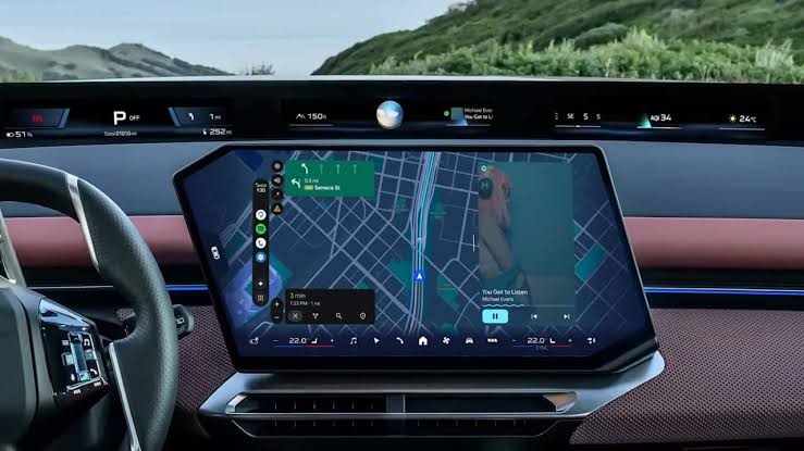 Social hed: Android Auto Just Fixed Its Biggest Flaw—And Your Car Screen Will Never Look The Same