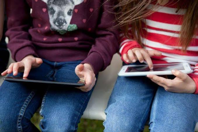 Poll: Nearly a third of children who use AI chatbots consider them like a friend