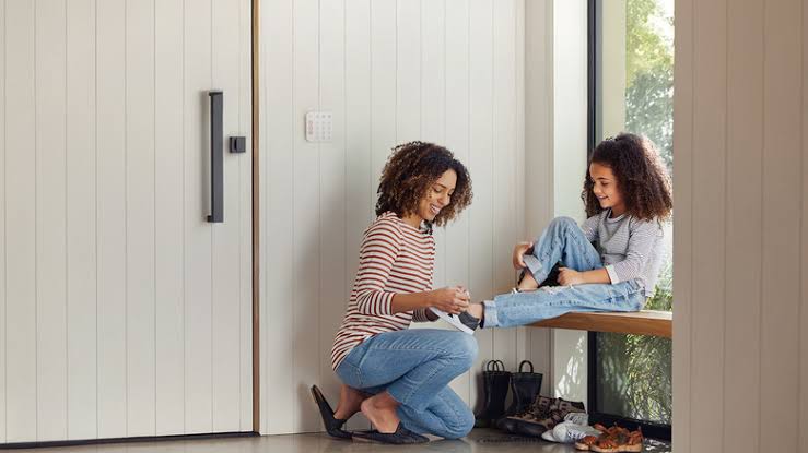 8 Of The Best Smart Home Gadgets For Minimalists