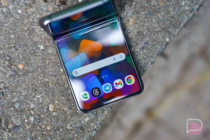 Galaxy Phones Getting Updated Left and Right