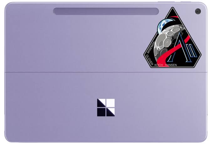 Ground control to Microsoft: Artemis 2 astronauts deal with Outlook hiccup in deep space