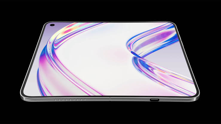 iPhone Fold’s Crease-Less Display Longevity Claims Will Be Scrutinized As OPPO Find N6’s Real-World Use Exposes Its Exaggerated Marketing