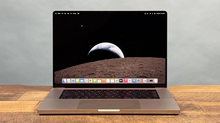 NASA just shared jaw-dropping Artemis II wallpapers — here's how to set them on your Mac or Windows PC