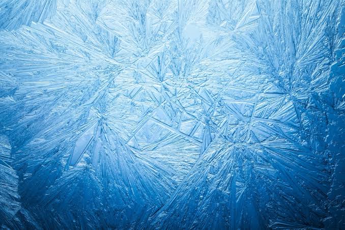 Scientists found ice with a 304-molecule repeating pattern