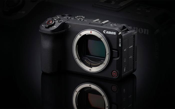 Canon EOS R6 V vs EOS C50: Everything We Know Ahead of the Official Launch