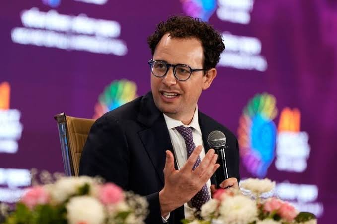 Anthropic's Claude for Word is another challenge to Microsoft's software empire