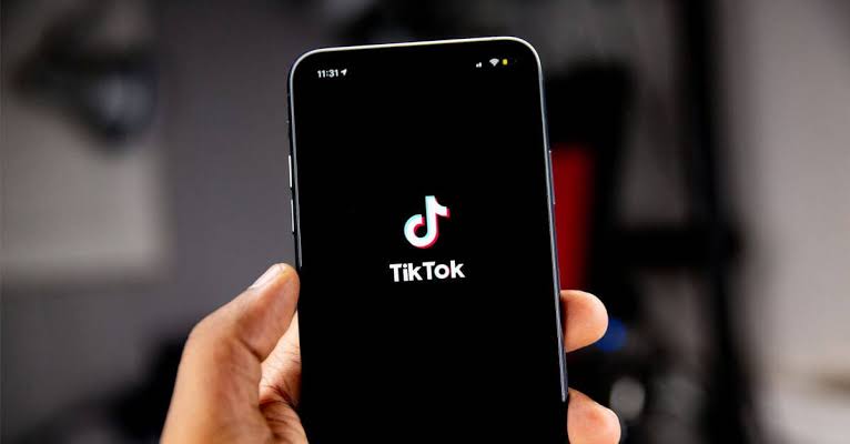 FBI warns TikTok and Temu could be spying on you