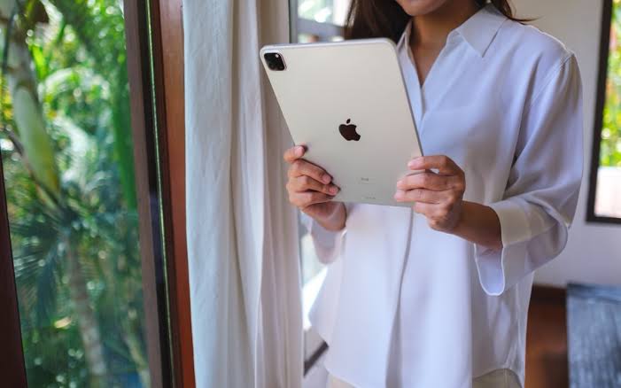 Apple bans vibe coding apps from the App Store