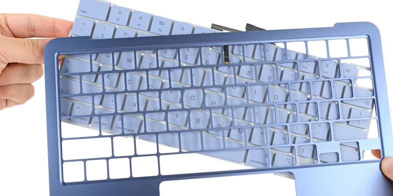 Apple gets bottom ranking for repairability of iPhones and MacBooks – with one exception