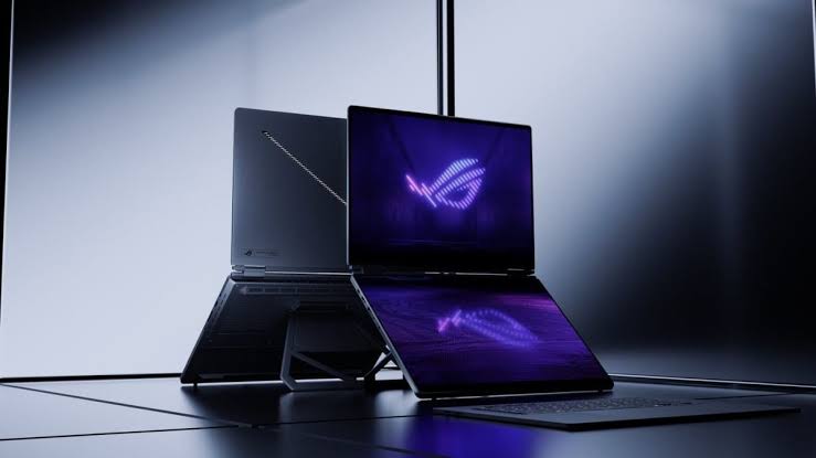 Play like it's 2005 again with the new ROG Zephyrus Duo