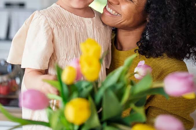 Study Shows 75% of Americans Prefer to Text Instead of Call Their Moms on Mother’s Day