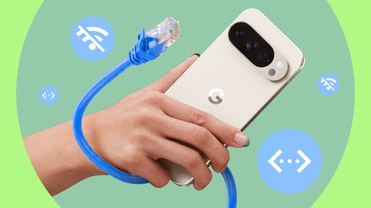 I finally stopped fighting with spotty hotel Wi-Fi thanks to this Netflix USB hack