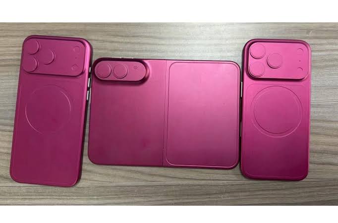 A wide foldable iPhone dummy emerges amid rumors of a delay