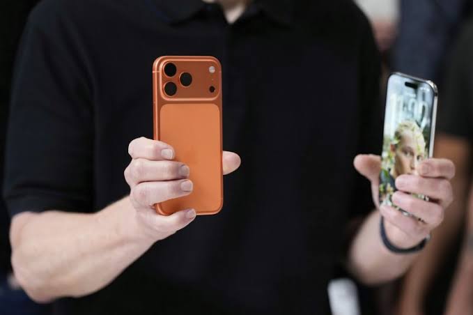 Why some iPhone text chats may have a new alert on them