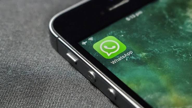 After Apple Watch, standalone WhatsApp coming soon to Apple CarPlay platform