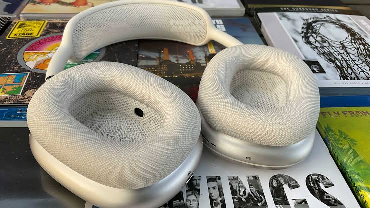 How Apple’s AirPods Max 2 finally converted me to Atmos music on headphones