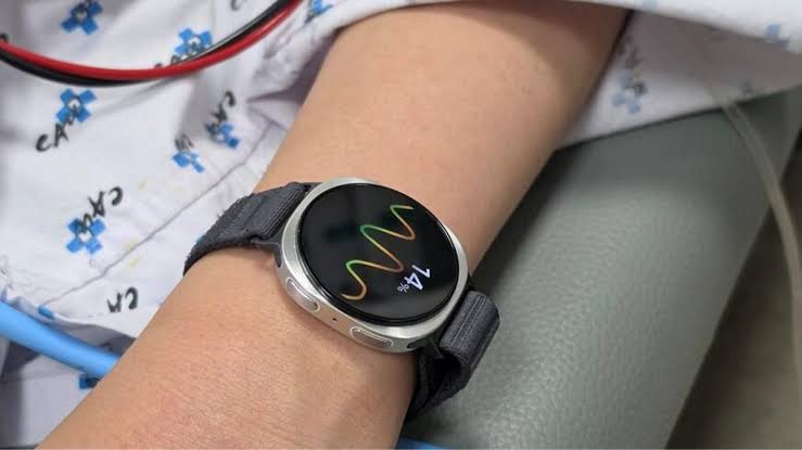 Samsung's Galaxy Watches Could Alert Users Before They Faint