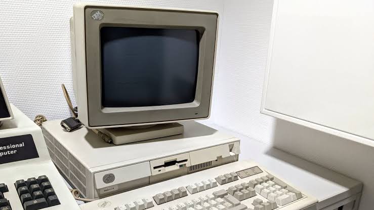 Microsoft releases earliest known DOS source code