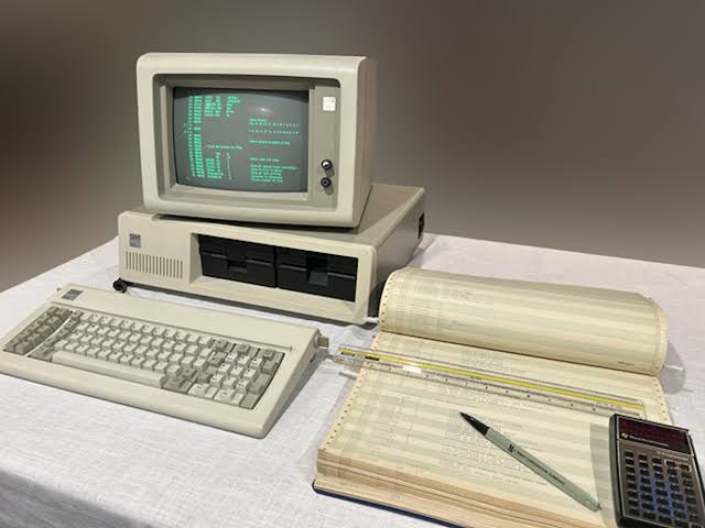 Microsoft open-sources "the earliest DOS source code discovered to date"
